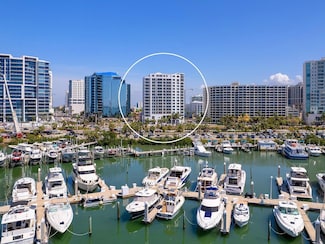 1233 N Gulfstream Ave Unit 401, Sarasota, FL 34236