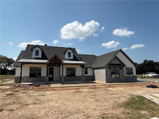 2409 Coronado Estates Dr, Bryan, TX 77808