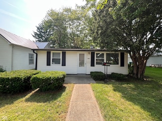 1324 S East St, Lebanon, IN 46052