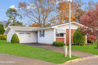 8 Holmes Ct, Brick, NJ 08724