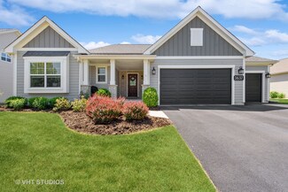 3637 Fewflower Ct, Elgin, IL 60124