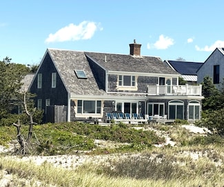 7 Sea St, Harwich Port, MA 02646