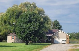 2360 SW 10th St, Columbus, KS 66725