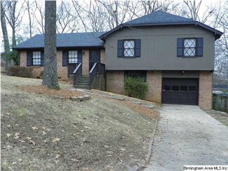1652 6th Place NW Unit 1, Center Point, AL 35215