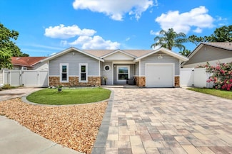5875 Darren Ct N, Clearwater, FL 33760
