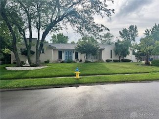 801 Accent Park Dr, Dayton, OH 45417