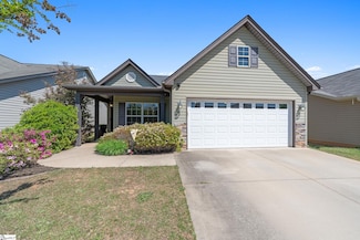 627 Clarion Ct, Boiling Springs, SC 29316