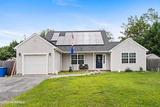 255 Float Ave, Manahawkin, NJ 08050