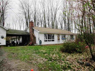 7 Shady Ln, Bellows Falls, VT 05101