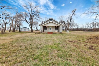 1022 W 69th St N, Wichita, KS 67204
