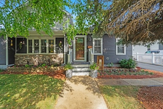 140 S Jefferson St, Lockport, IL 60441