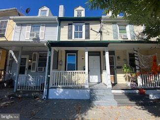 21 N Burlington St, Gloucester City, NJ 08030