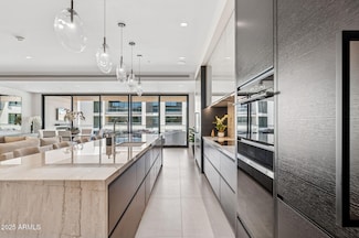 6587 N Palmeraie Blvd Unit 2020, Paradise Valley, AZ 85253