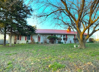 1156 NE 50th Rd, Lamar, MO 64759