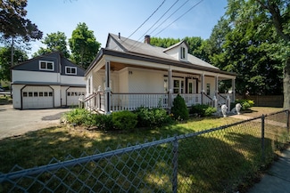 9 Beacon St, Lawrence, MA 01843