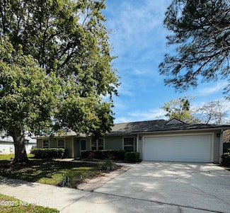 10933 Frisco Ln, Jacksonville, FL 32257