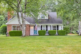 3432 Loretta Dr, Jackson, MI 49201