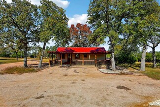 944 Fm 3351, Kendalia, TX 78027