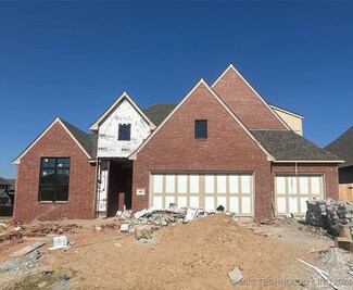1629 W 115th St, Jenks, OK 74037