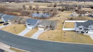 945 Breckenridge Ln, Montrose, MN 55363
