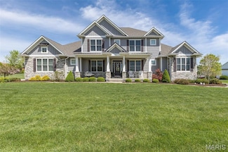 802 Valley Brook Dr, Farmington, MO 63640