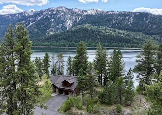 20 Shore Crest Ct, Donnelly, ID 83615