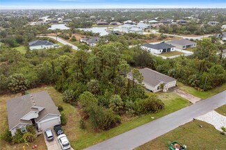 15417 Lakeland Cir, South Gulf Cove, FL 33981