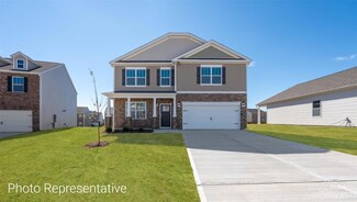 141 Wheatfield Rd, Fletcher, NC 28732
