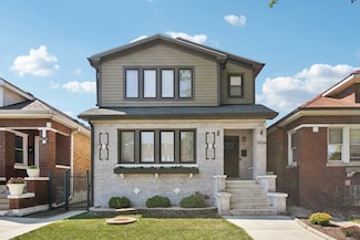 3036 N Long Ave, Chicago, IL 60641