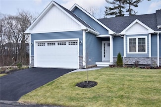 116 Stonebridge Ln Unit 19, East Greenwich, RI 02818