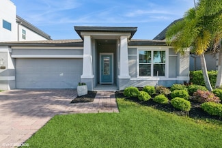 1757 Standing Rock Cir, Oakland, FL 34787