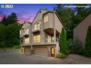 2643 NE Rocky Butte Rd, Portland, OR 97220