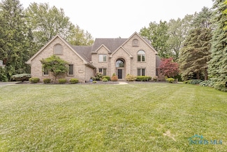 7559 Peachtree Ln, Sylvania, OH 43560
