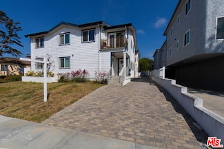 7834 1/2 Flight Ave, Los Angeles, CA 90045