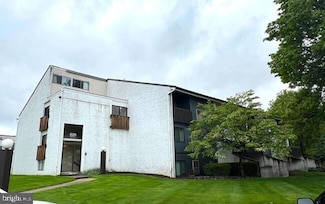 800 Stratford Dr Unit 22, State College, PA 16801
