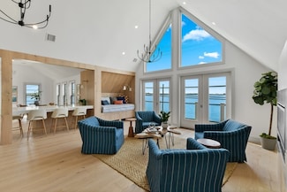 87 Dorchester St, Quincy, MA 02171
