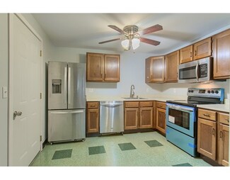 12 E Side Dr Unit 7, Concord, NH 03301
