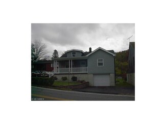 4209 Cross Creek Rd, Wellsburg, WV 26070