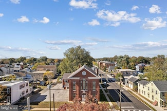 201 Broad St, Florence, NJ 08518