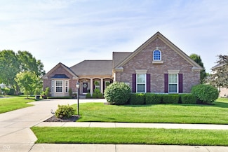 2819 E High Grove Cir, Zionsville, IN 46077