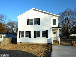 819 Clayton Ave, Smyrna, DE 19977