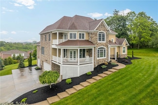 1272 Mcewen Rd, Canonsburg, PA 15317