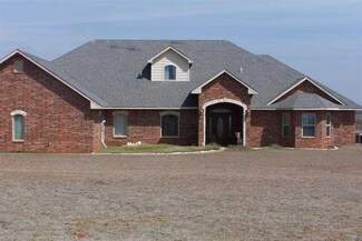 272508 E County Road 40, Lahoma, OK 73754