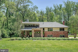 1127 Winding Dr, Cherry Hill, NJ 08003