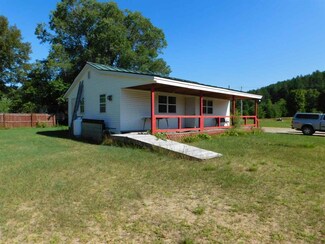 7 Mount Moosilauke Hwy, Warren, NH 03279