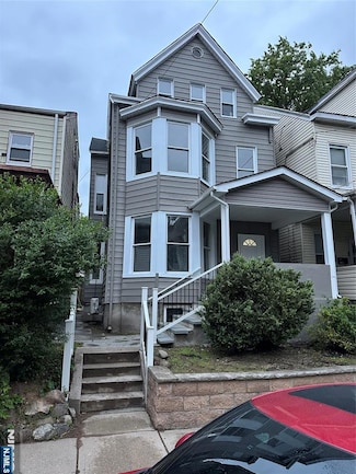 676 E 24th St, Paterson, NJ 07504