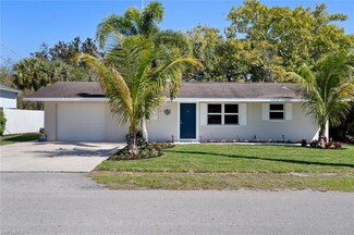 27105 Center Ave, Bonita Springs, FL 34135