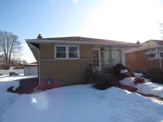5933 Chicago Ave, Berkeley, IL 60163