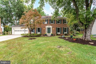 20055 Great Falls Forest Dr, Great Falls, VA 22066