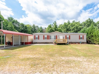 3823 Cross Creek Dr, Hudson, NC 28638